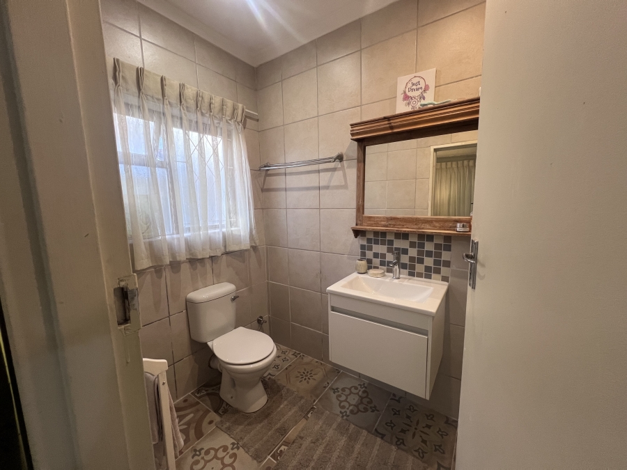 To Let 1 Bedroom Property for Rent in Melkbosstrand Central Western Cape